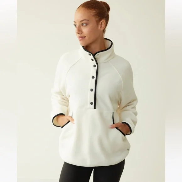 HYBA Long-Sleeve Cream Polar Fleece Pullover with Snaps - Picture 2 of 3